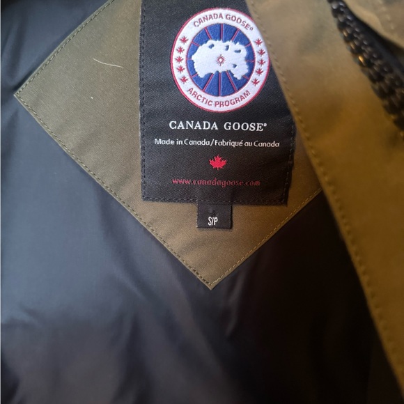 Canada Goose Chelsea Heritage Parka - Picture 3 of 6